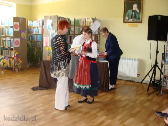 dsc01300.jpg - 20 maj - Konkurs recytatorski "Kurpie Zielone w literaturze"