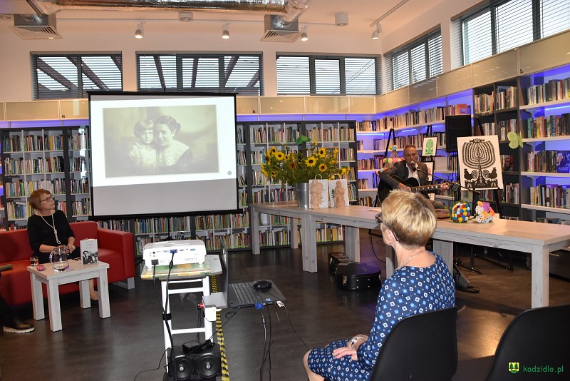 bibl_26092019_001.jpg